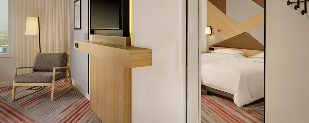 Sheraton Connecting Guestrooms