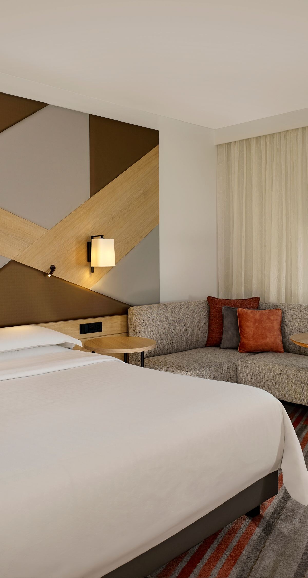 Hotelkamer met uitzicht op het vliegveld in Amsterdam 