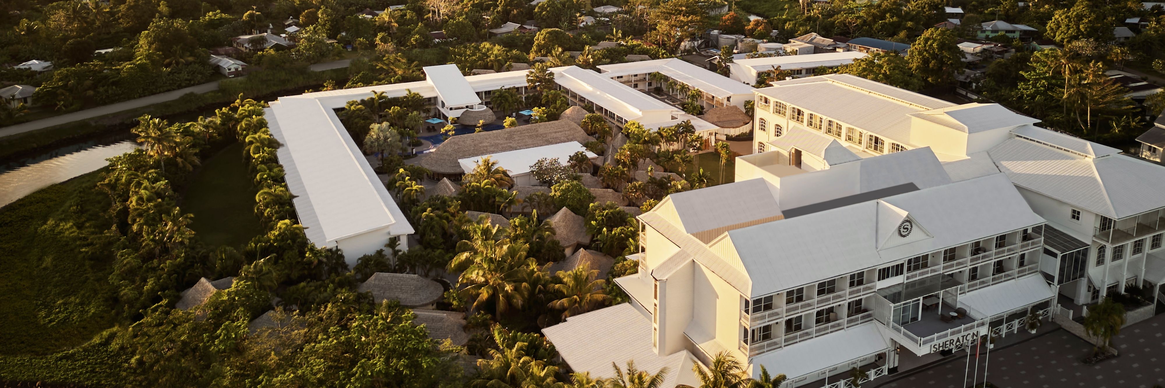 Sheraton Samoa Aggie Grey's Hotel & Bungalows