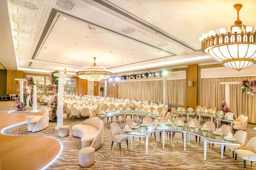 Allestimento del matrimonio presso lo Sheraton Abu Dhabi Hotel &amp; Resort