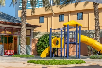 نادي الأطفال في فندق شيراتون أبو ظبي الكورنيش