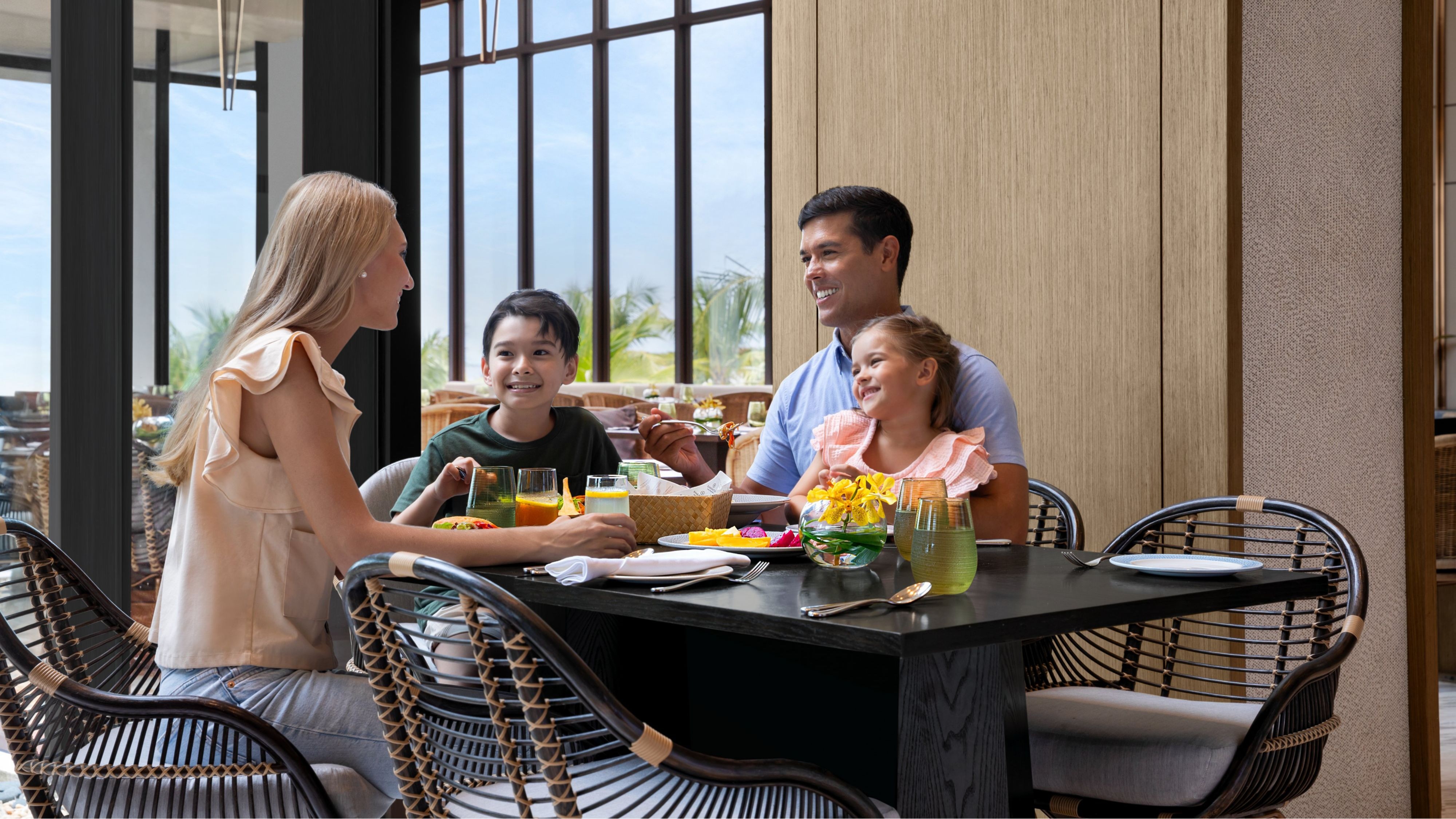 Room Offer - Kids Eat Free