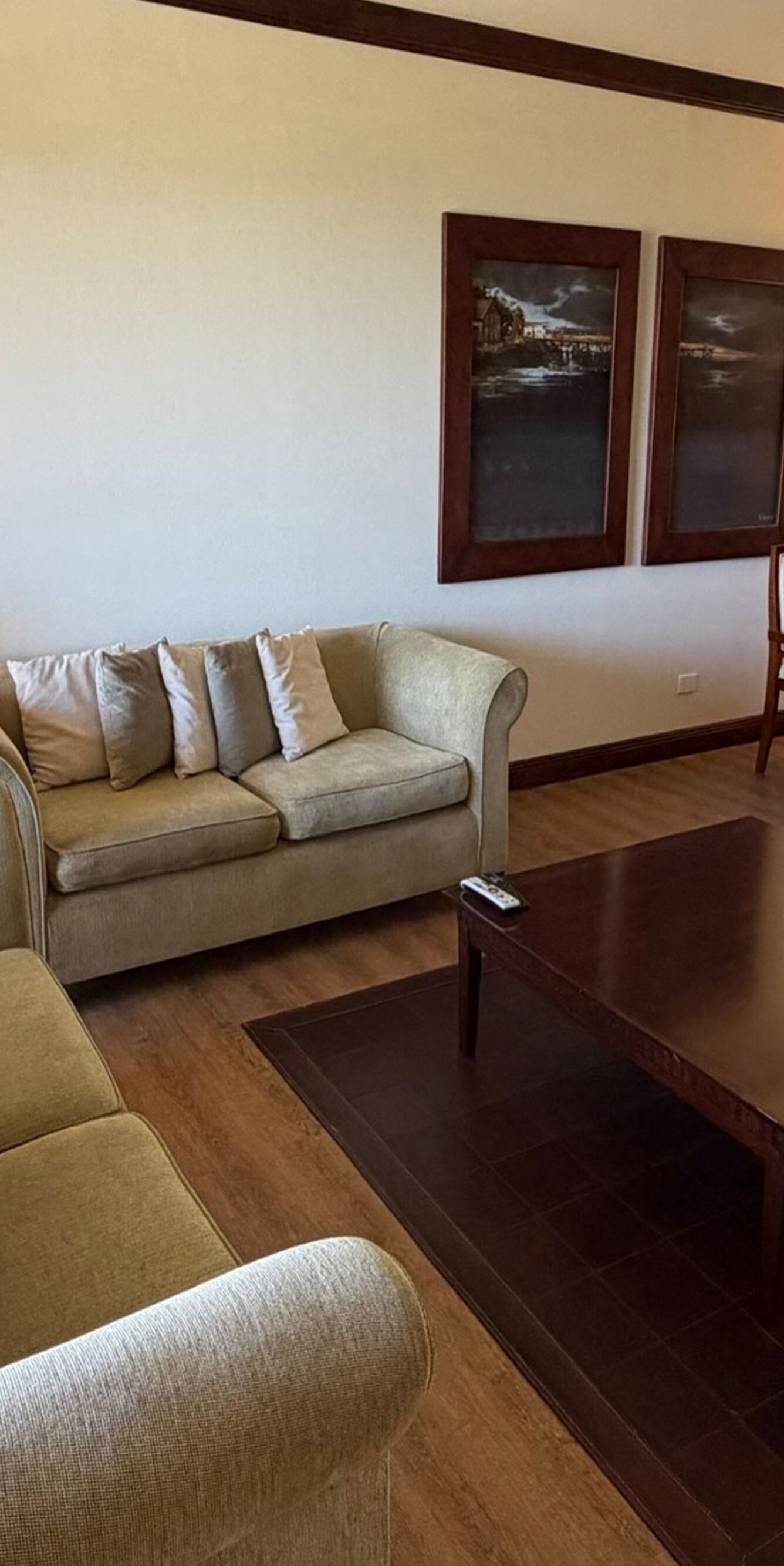 Master suite room with balcony view