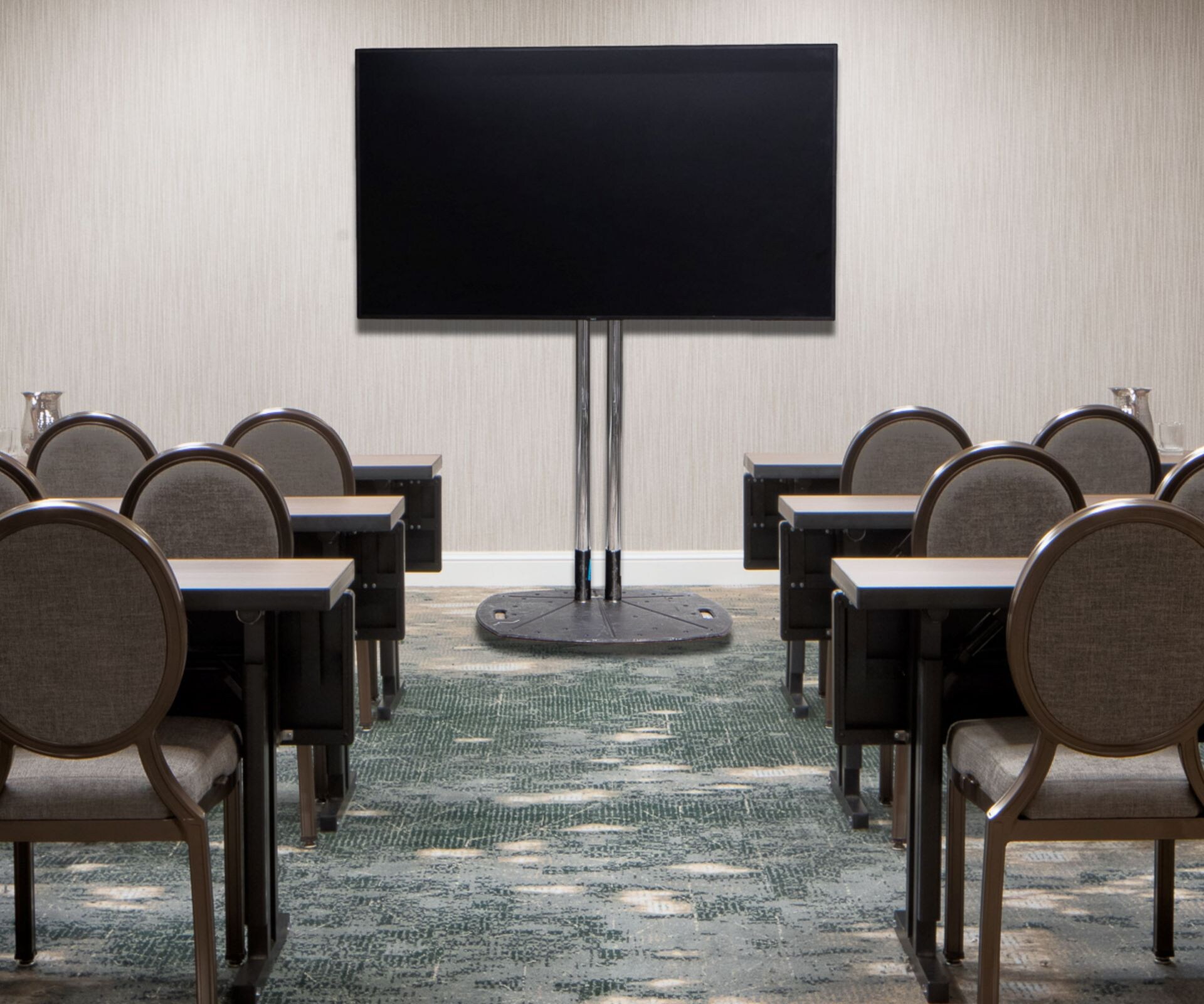 Theater style meeting space
