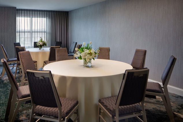 Meeting room with circular tables