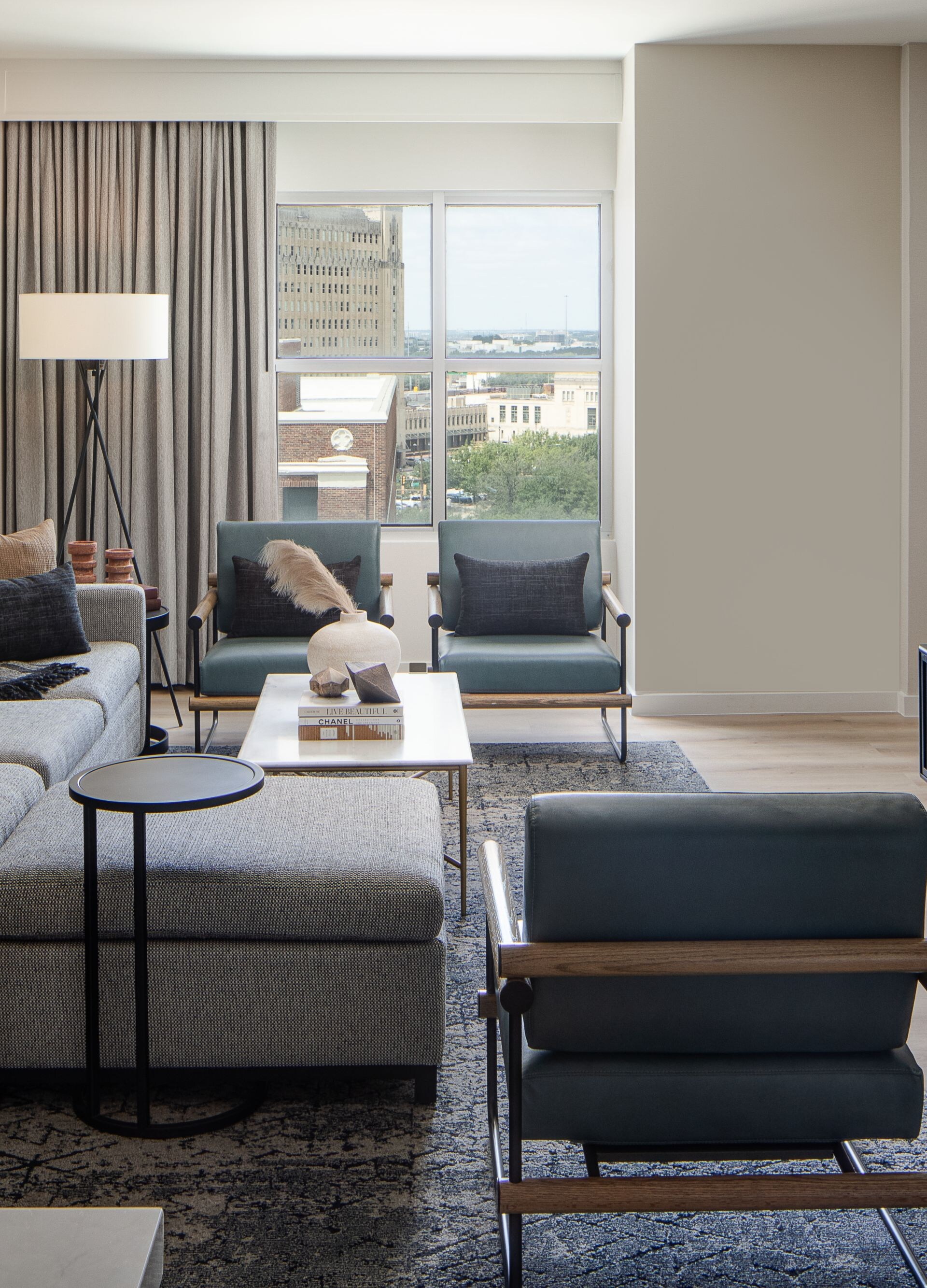 Deluxe One-Bedroom Suite with Sofa, Chairs