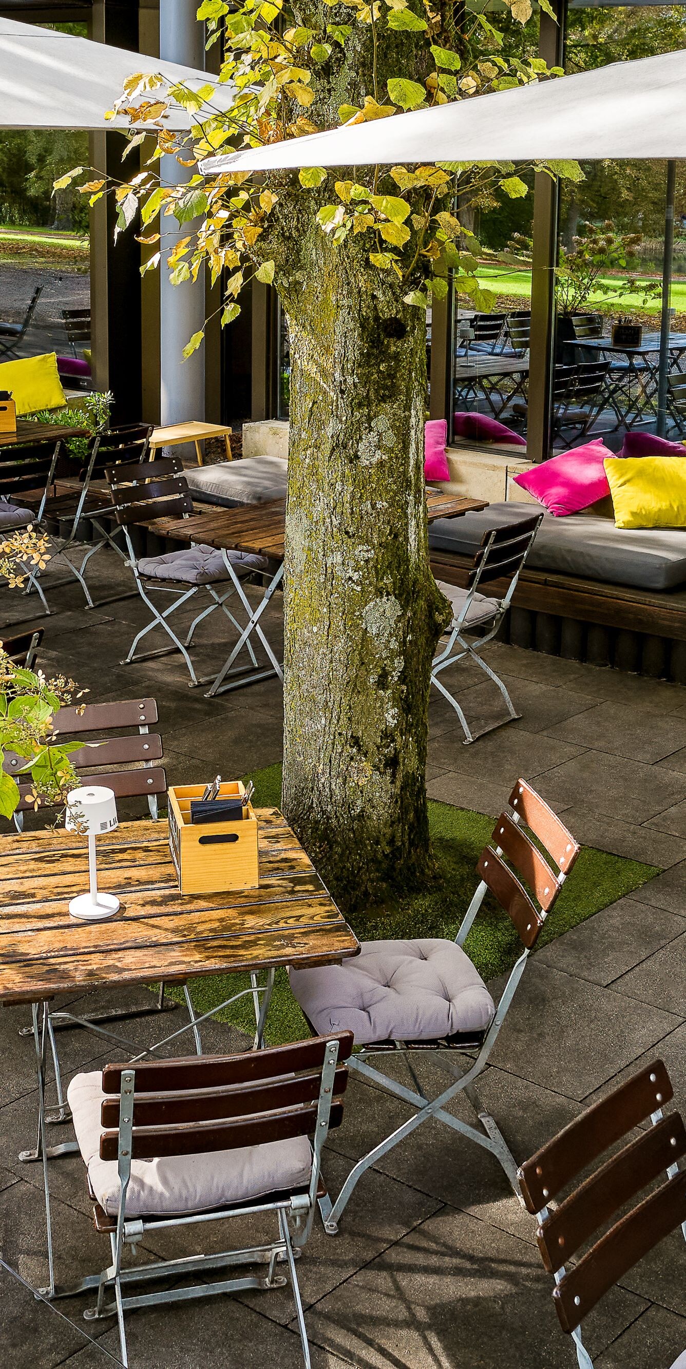Terrasse, Treffpunkt im Freien, Speisen und Getränke