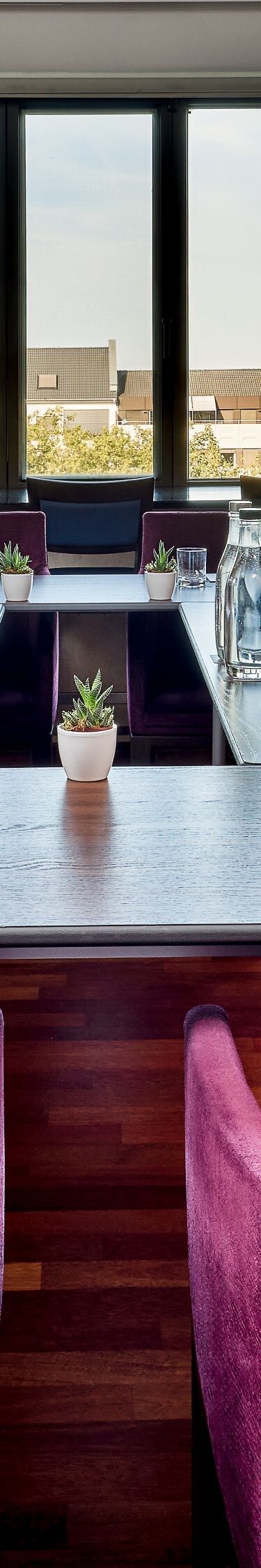 Meeting, Skyline-Blick, obere Etage