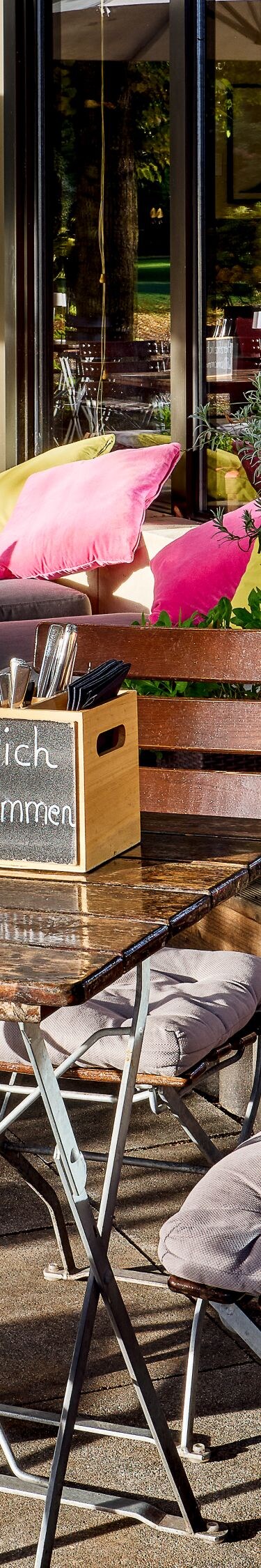 Terrasse, Treffpunkt im Freien, Speisen und Getränke