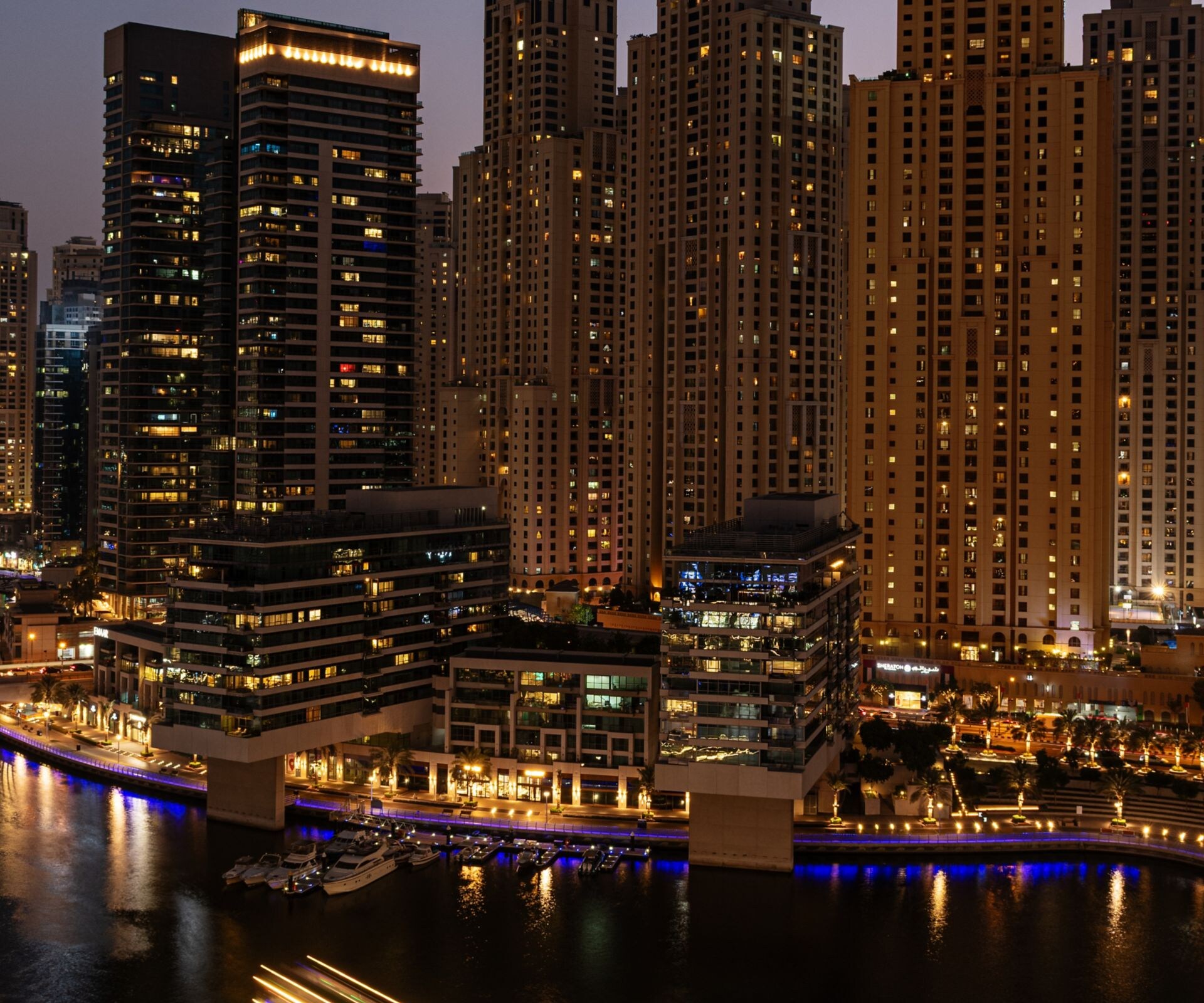 Sheraton The Walk overlooking Dubai Marina