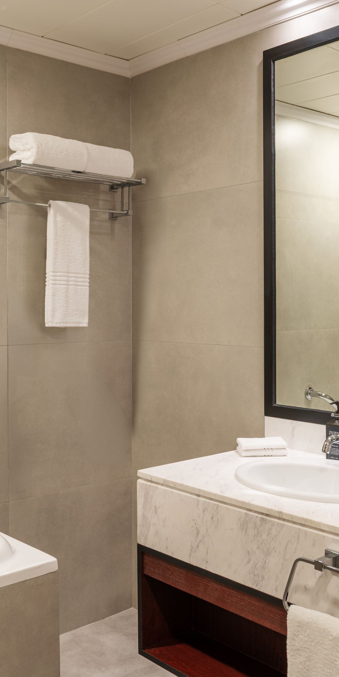 Suite met vier slaapkamers - Badkamer