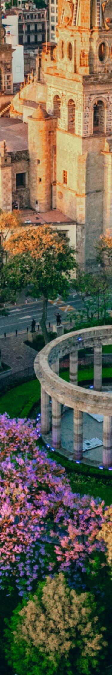 Rotonda de los Jaliscienses Ilustres Monument