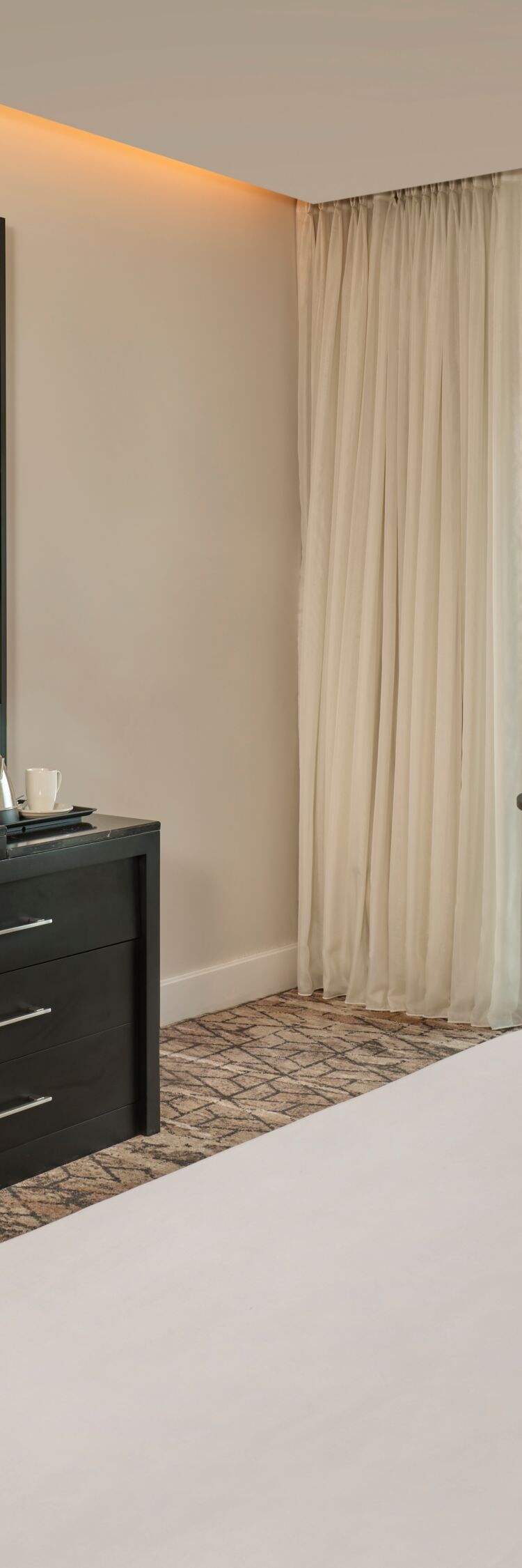 Classic king room with marble desk