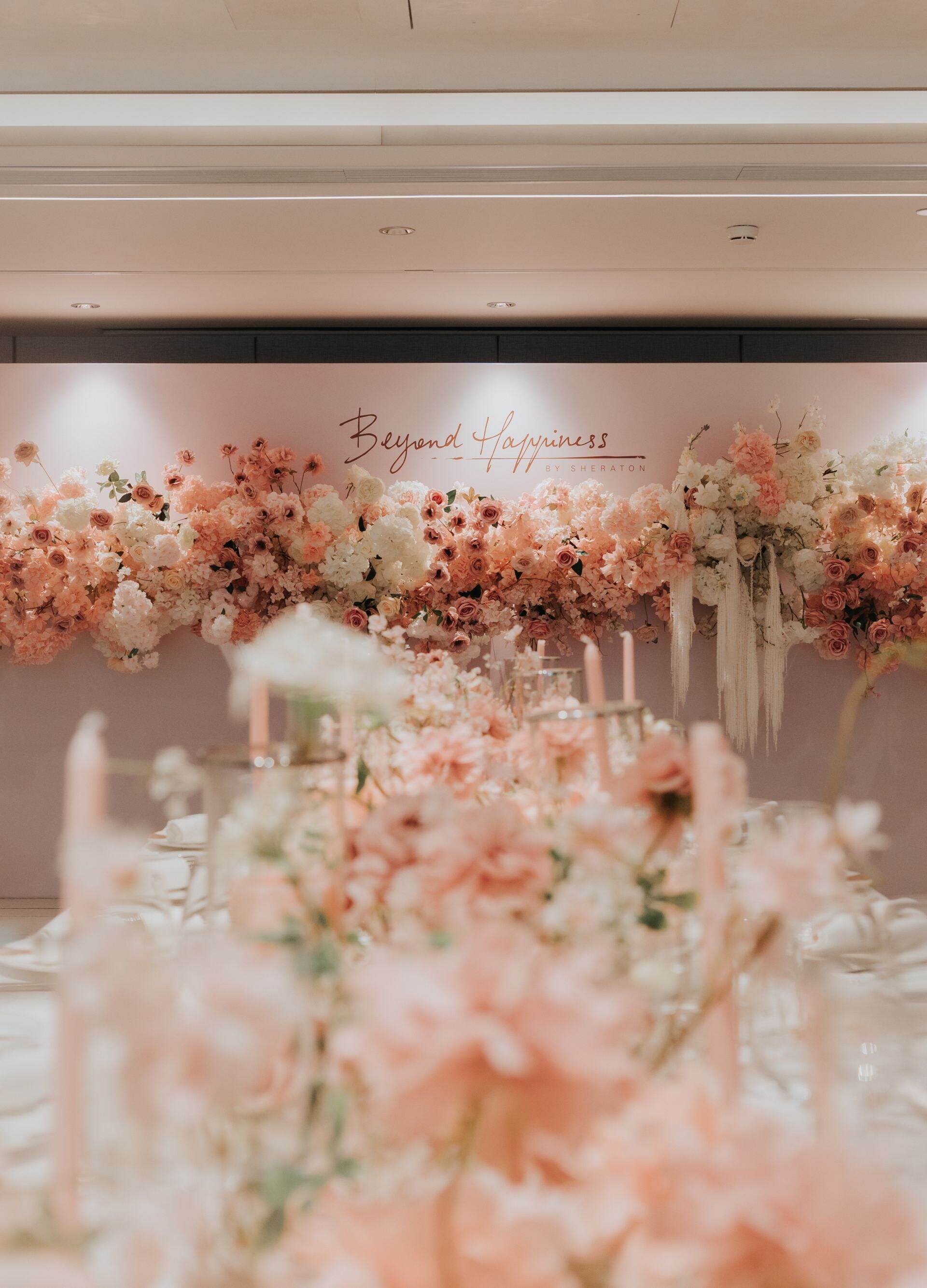宴会形式セットアップの「Ching Room」