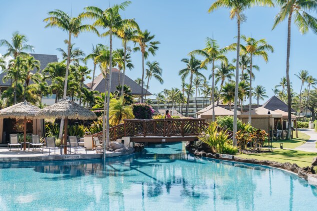 Maui Beachfront Resort and Pool