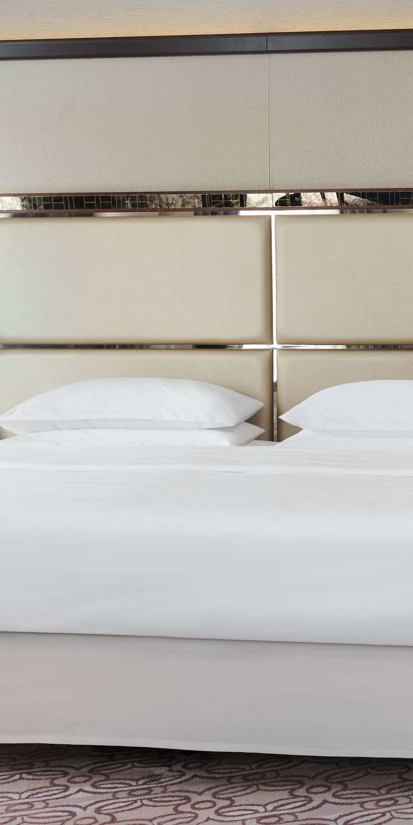 King-size bed with bedside tables