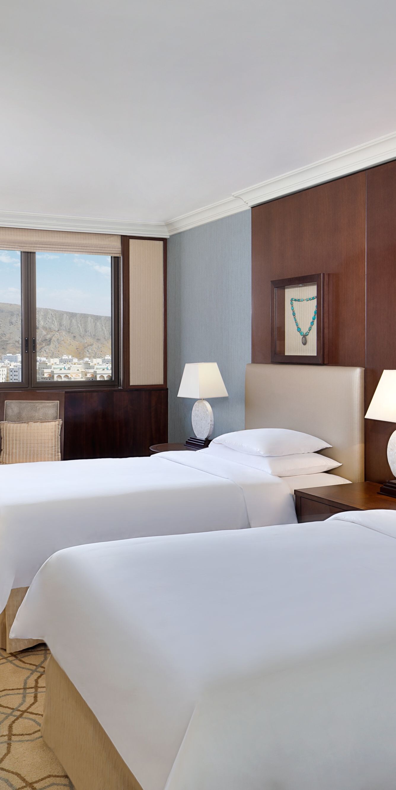 Twin/Twin Club Guest Room