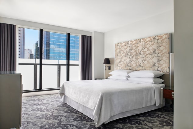 Guest Room with a King bed and city views