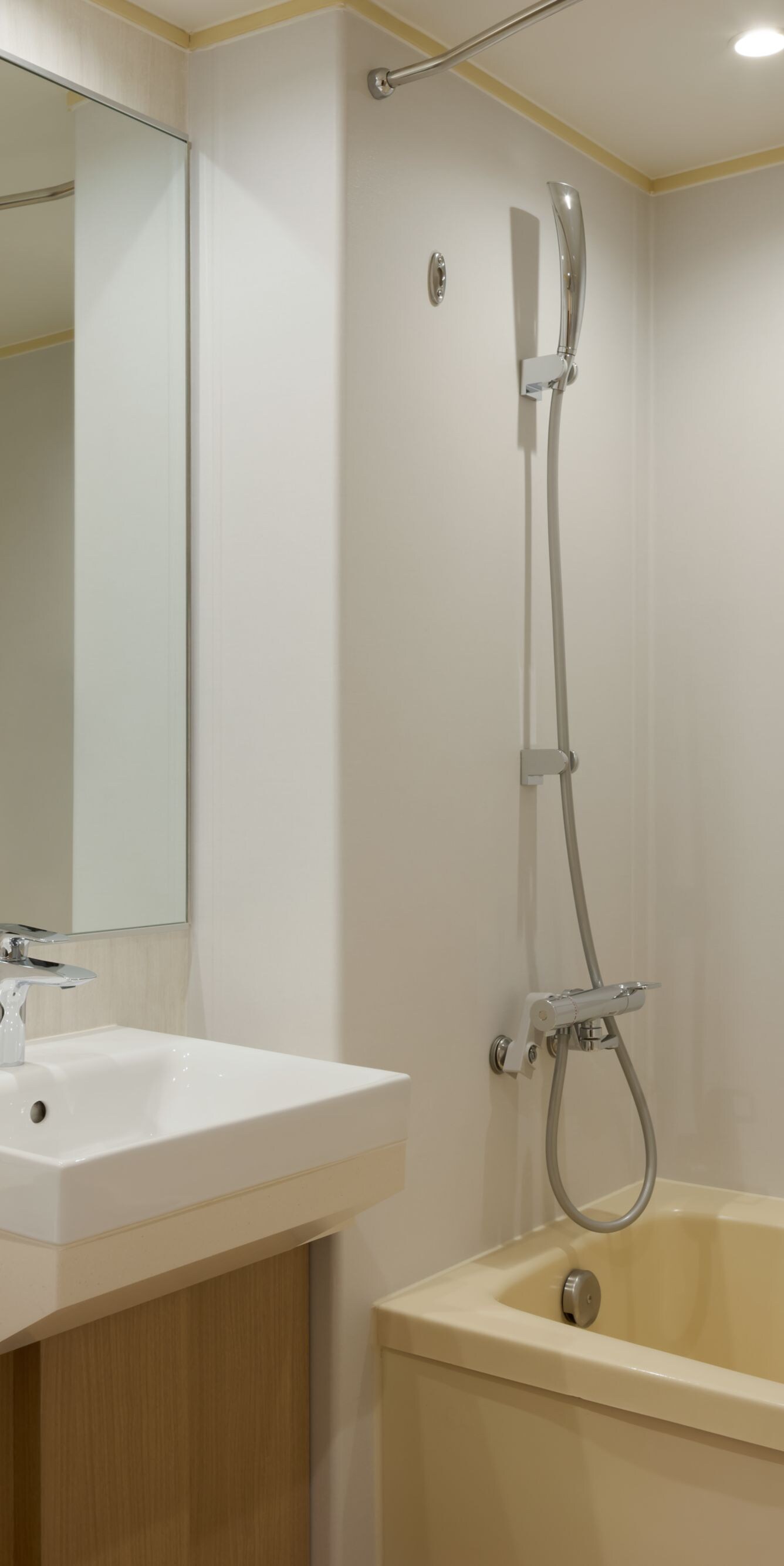 Premium Floor Moderate Double Bathroom