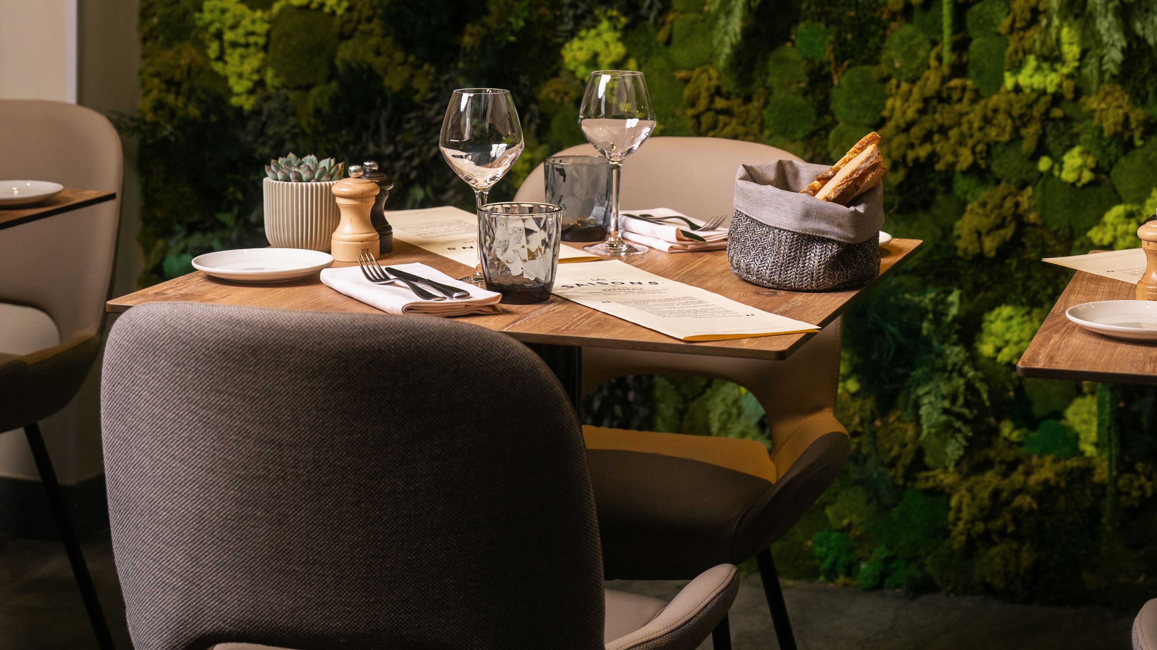 Sheraton CDG Experience Dining Package