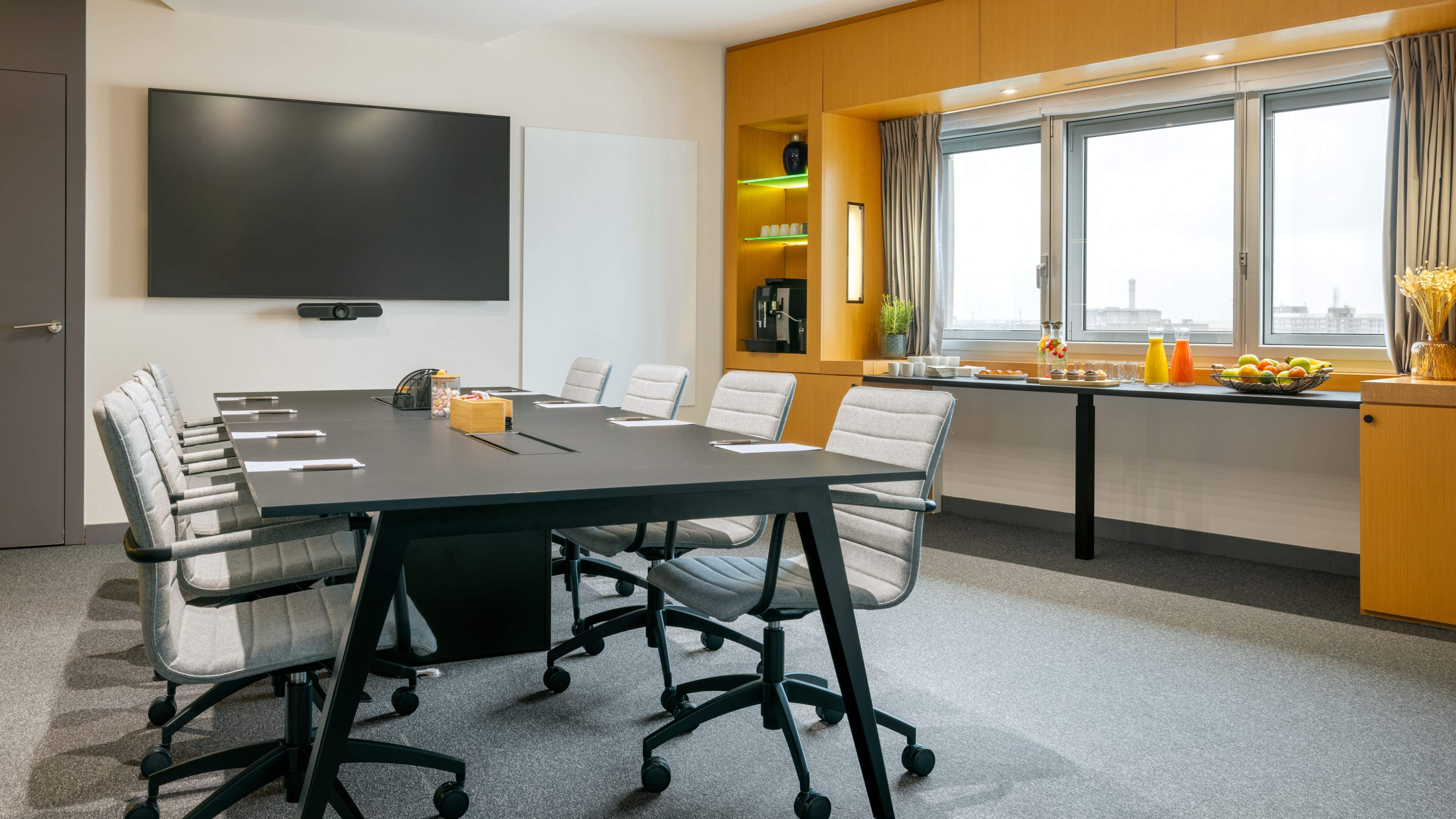 Meeting room in Paris CDG