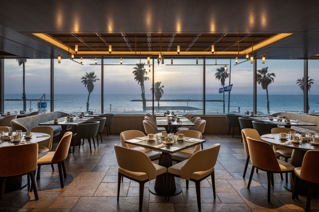 Restaurant with the sea view