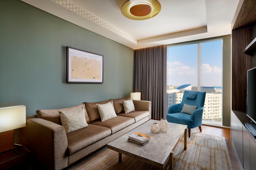Sheraton Astana Hotel, Living Room, Suite