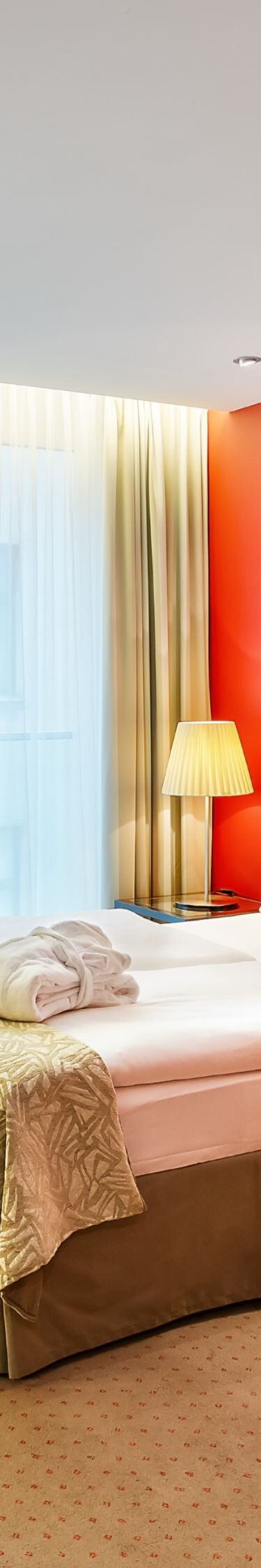 Bed with seating area