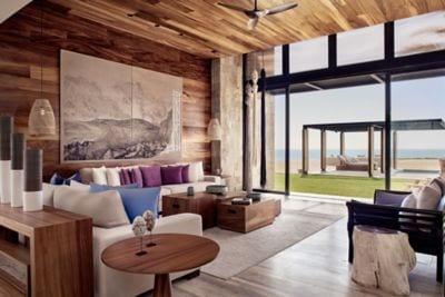 Grand Reserve Beachfront - Living Room