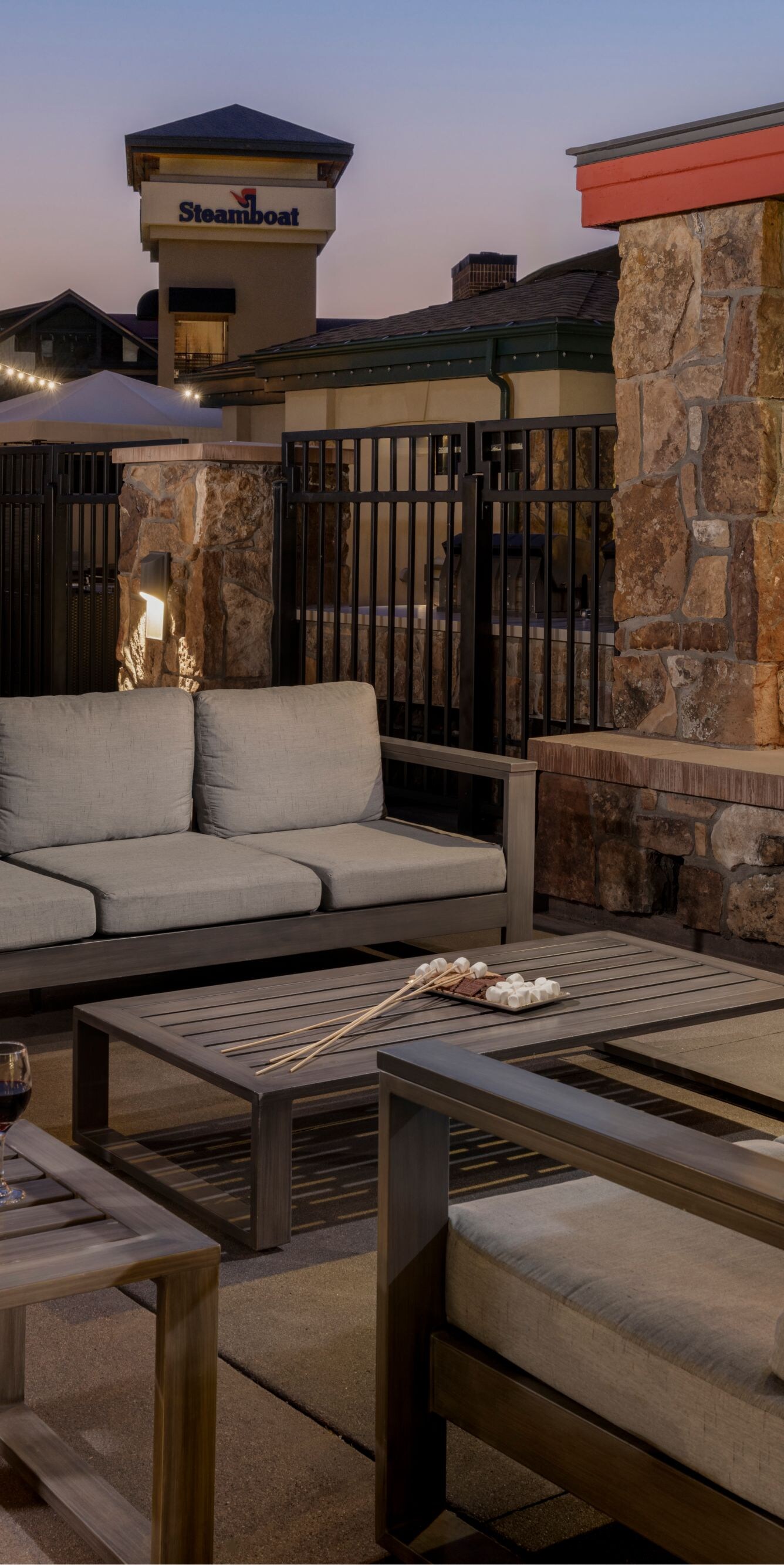 Outdoor fire pit, seating area