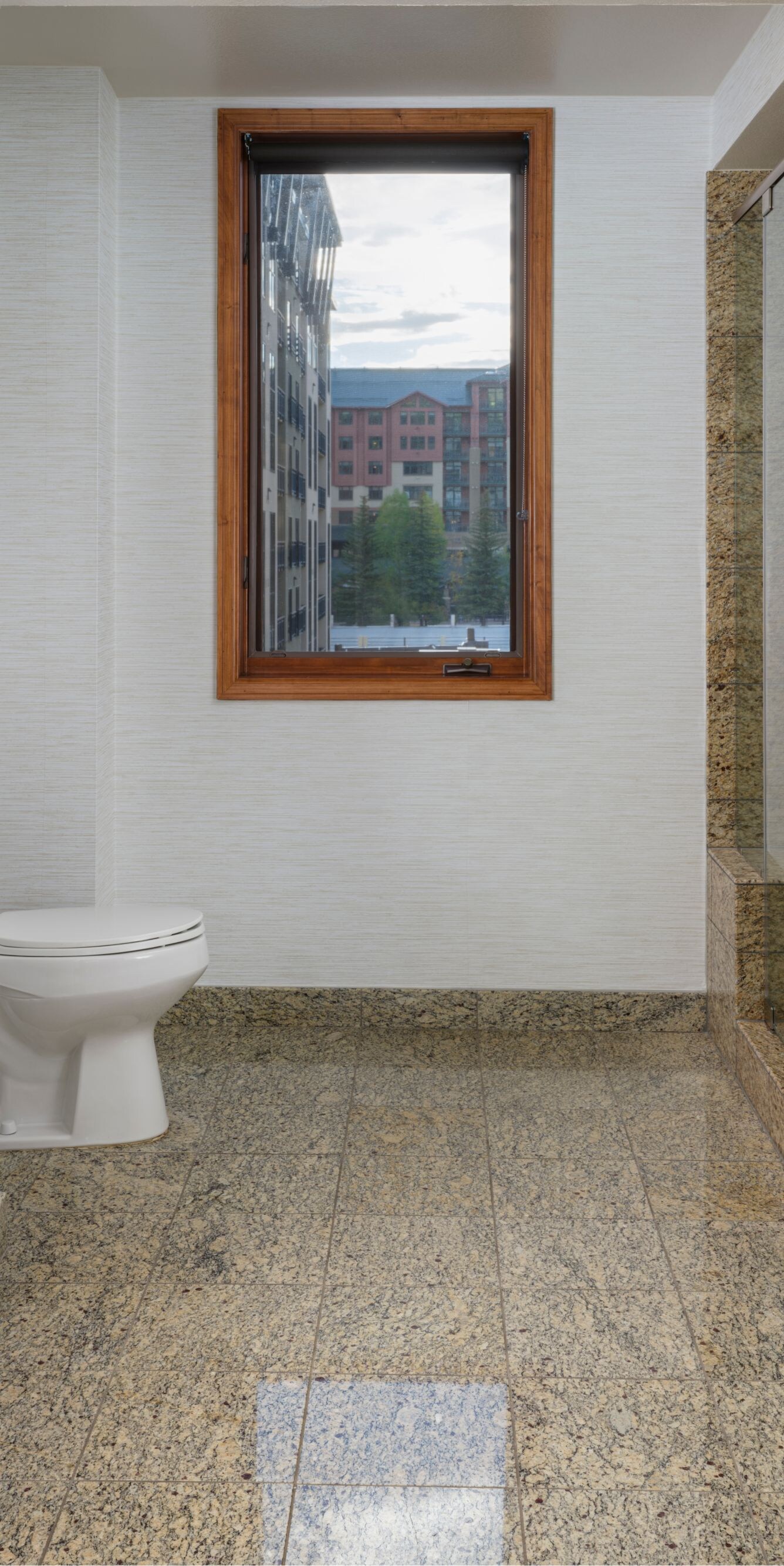 Double vanity, soaking tub, walk-in shower