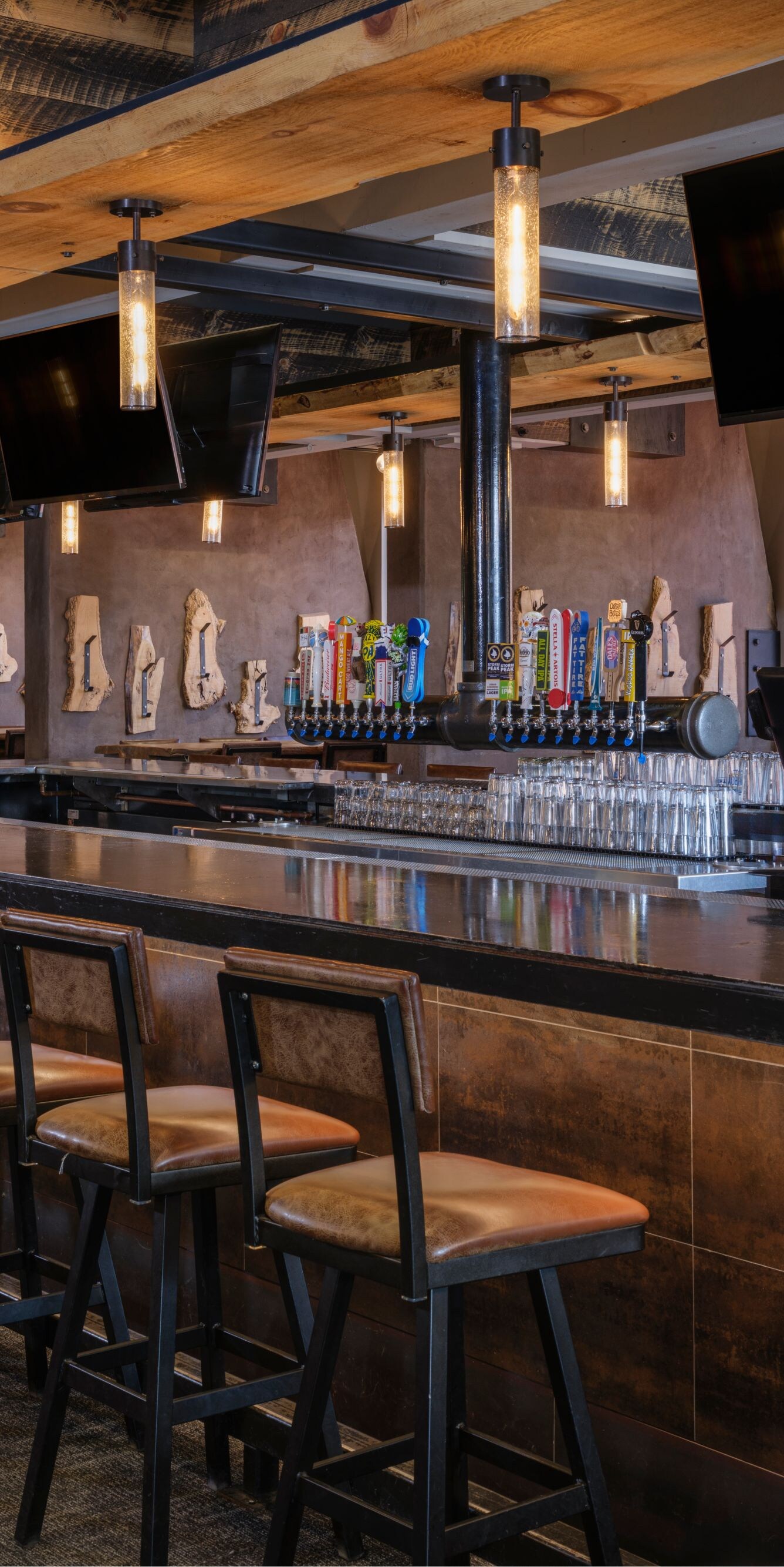 Bar area with TVs