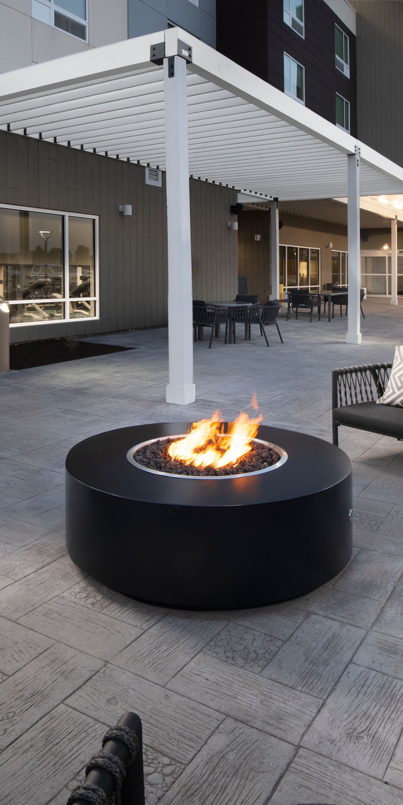 Outdoor firepit with comfortable seating area
