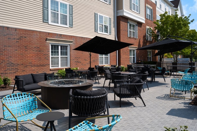 outdoor patio, chairs, tables, exterior