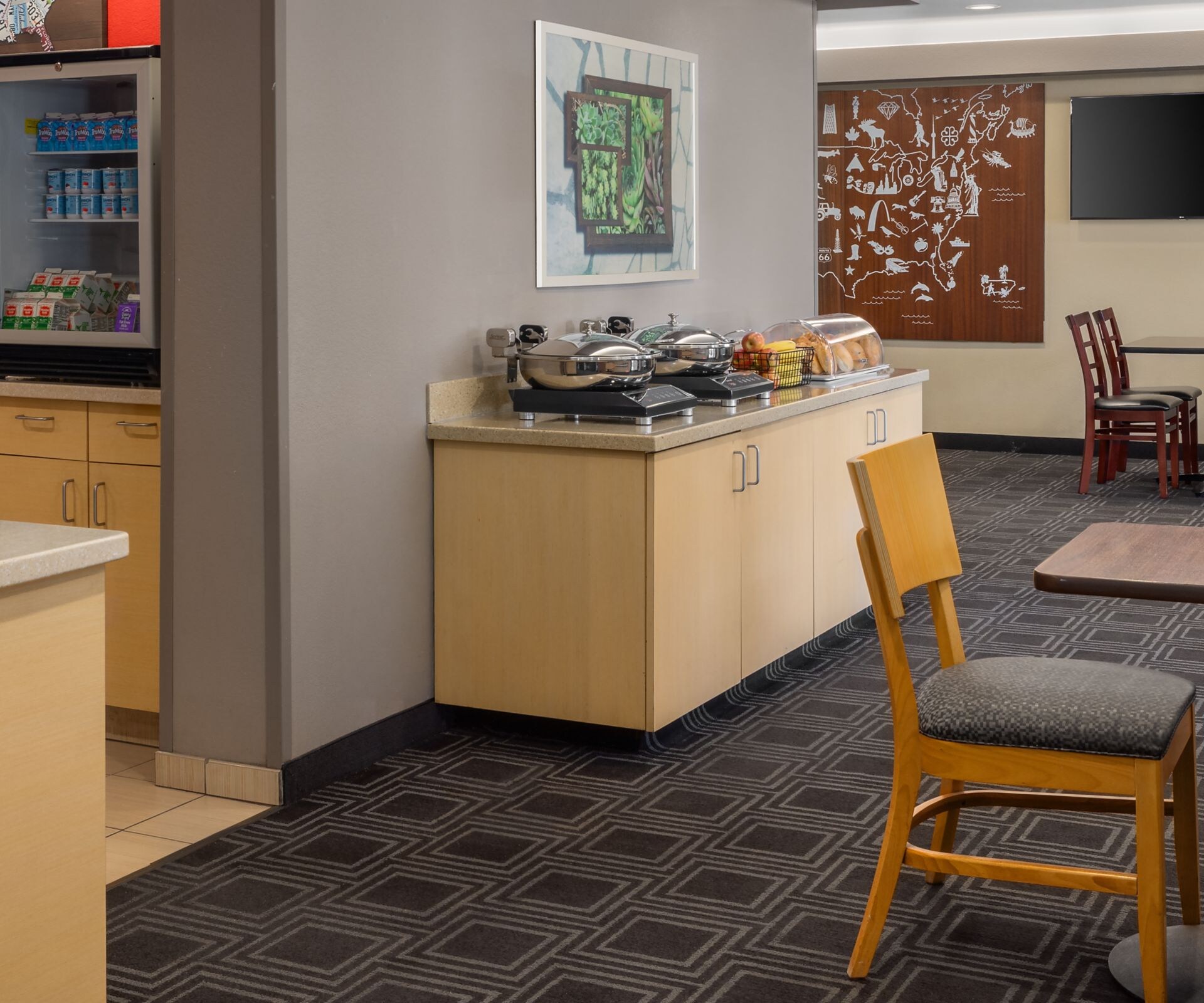 Hotel breakfast area with seating