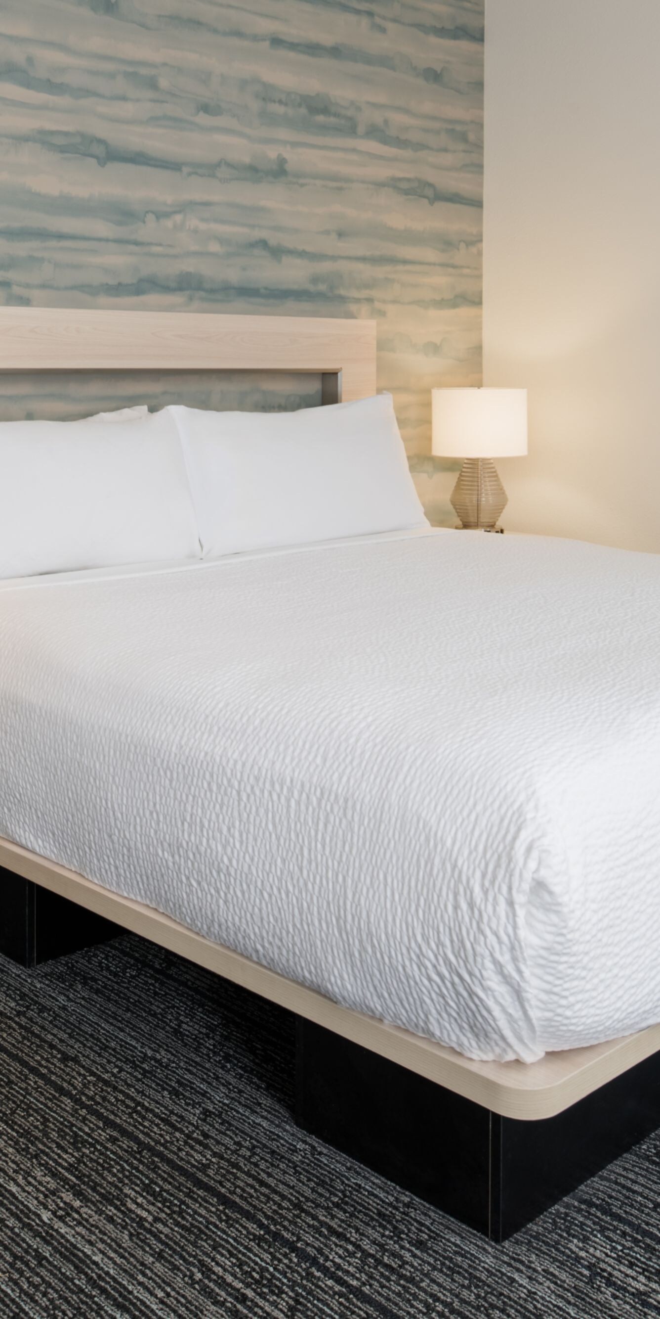 Large Studio King Suite Bed 