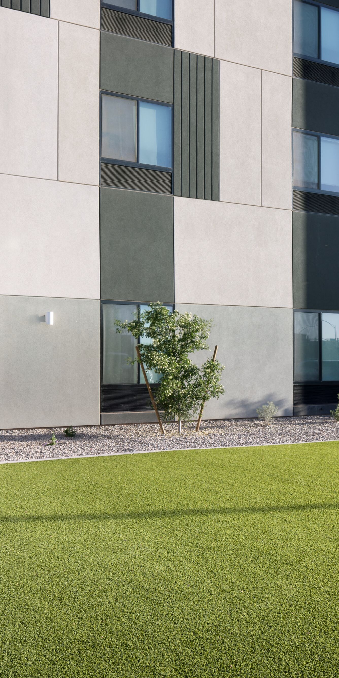 Outdoor recreation lawn