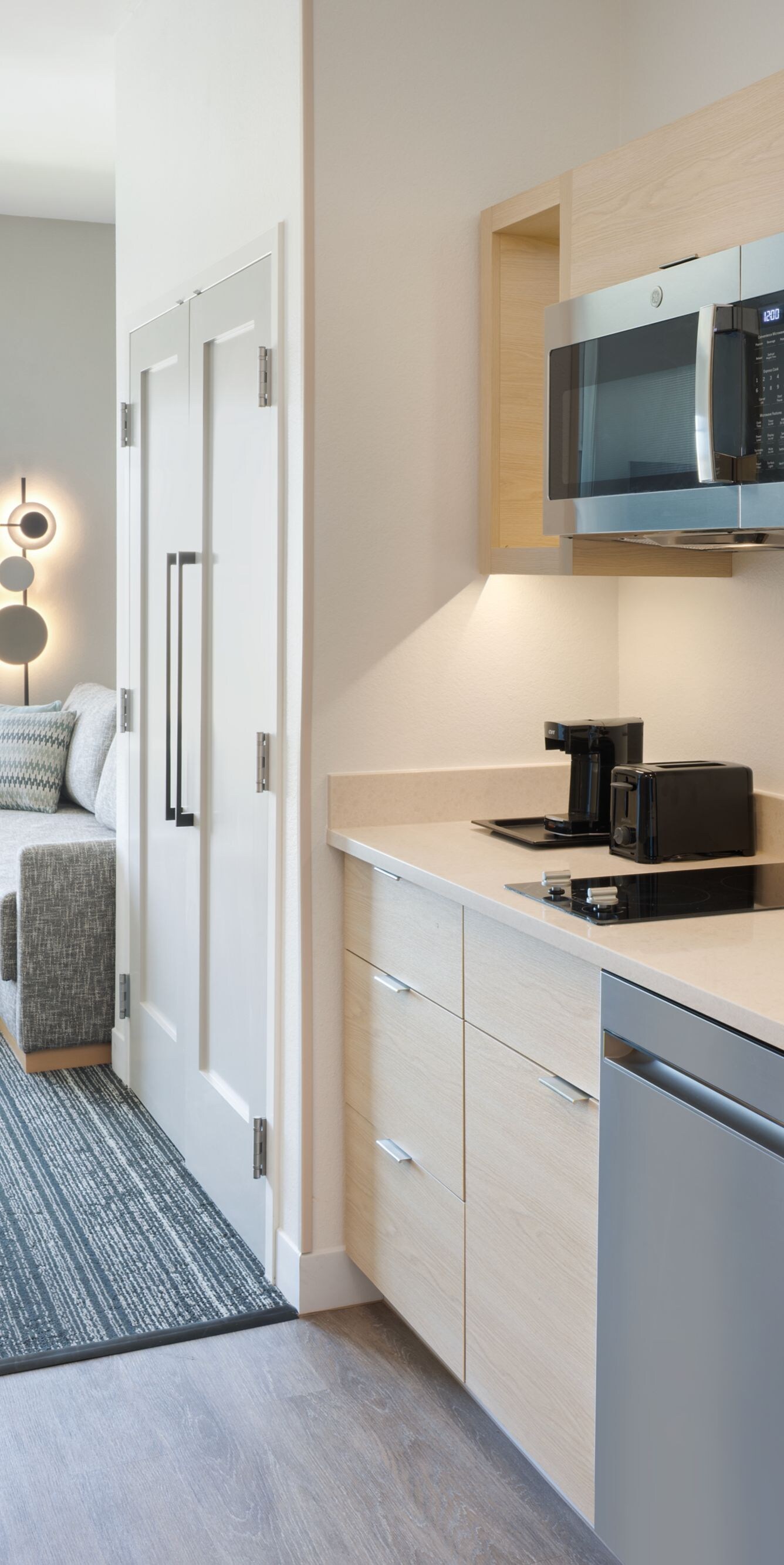 Studio Suite Kitchen