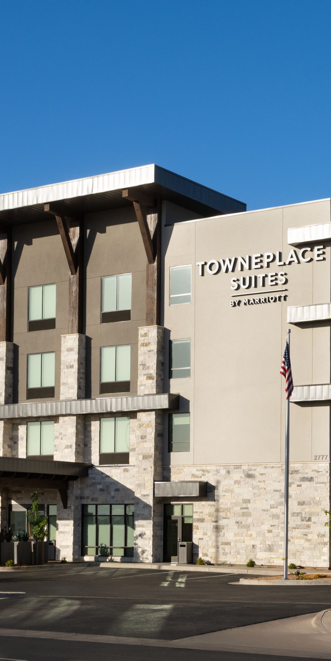 hotel exterior view at daytime