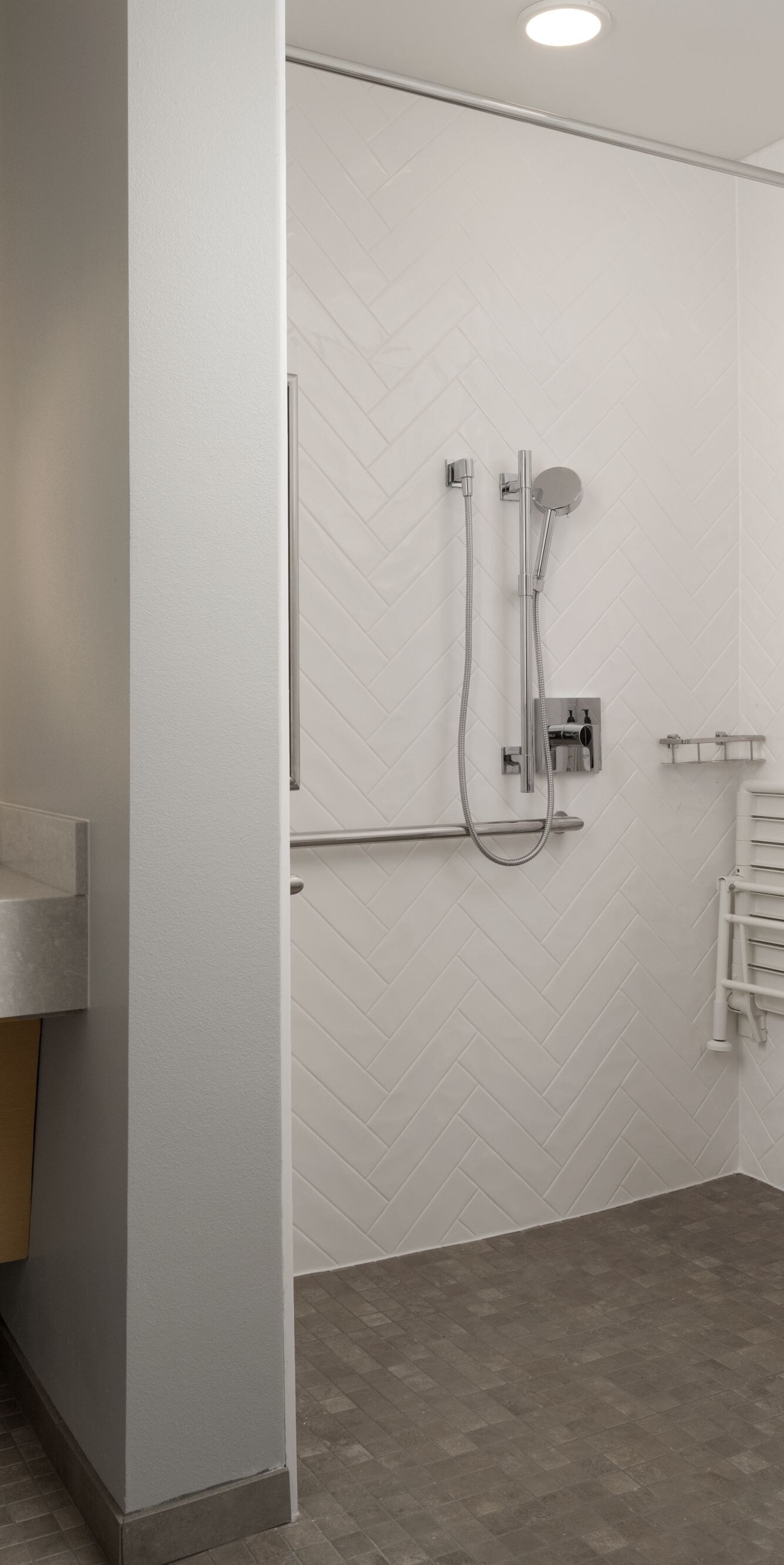 roll in shower for accessible bathrooms