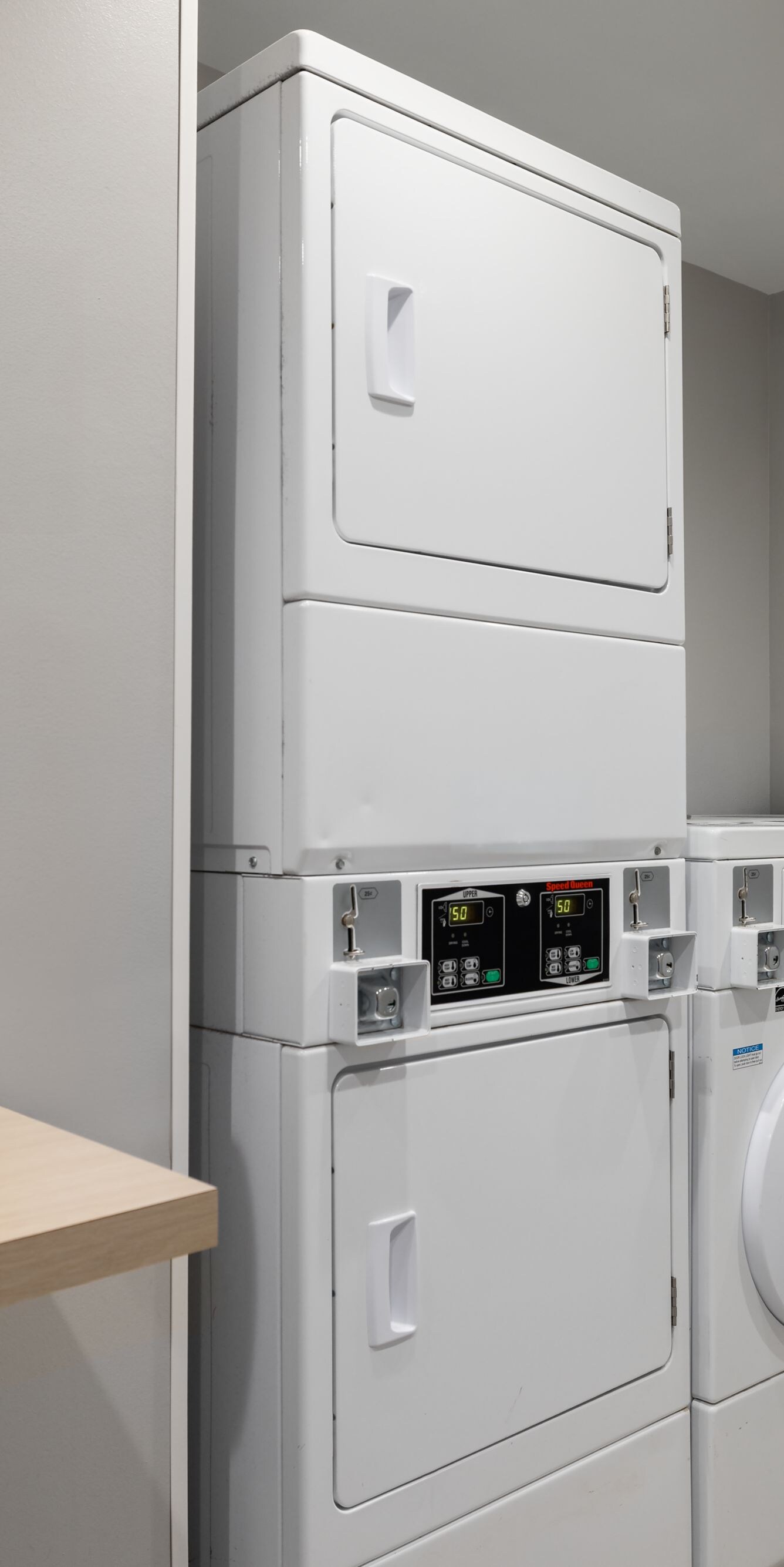laundry facilities (washer and dryer) for guests