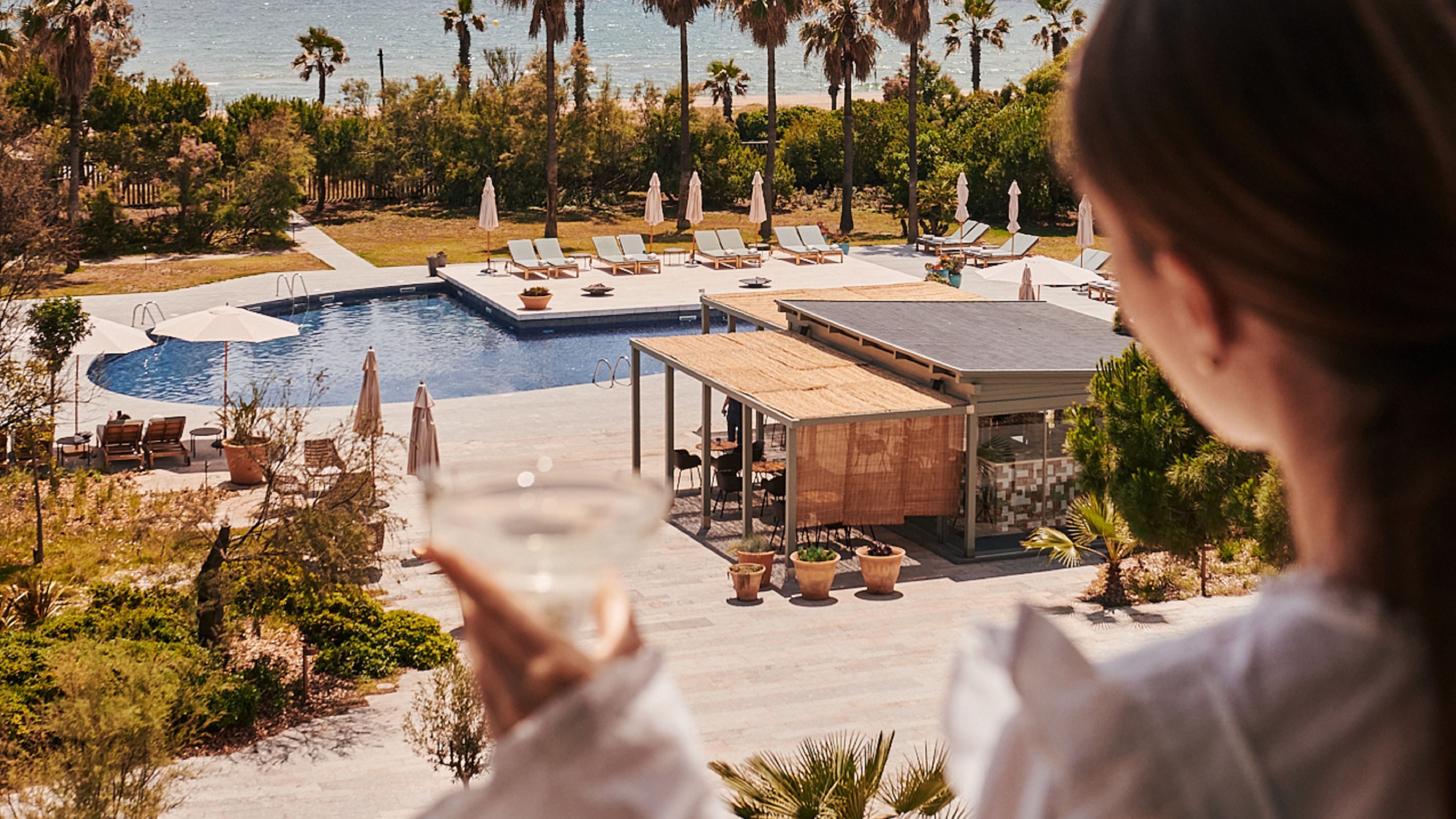 Your Seaside Escape, Planned to Perfection — Enjoy 15% Off