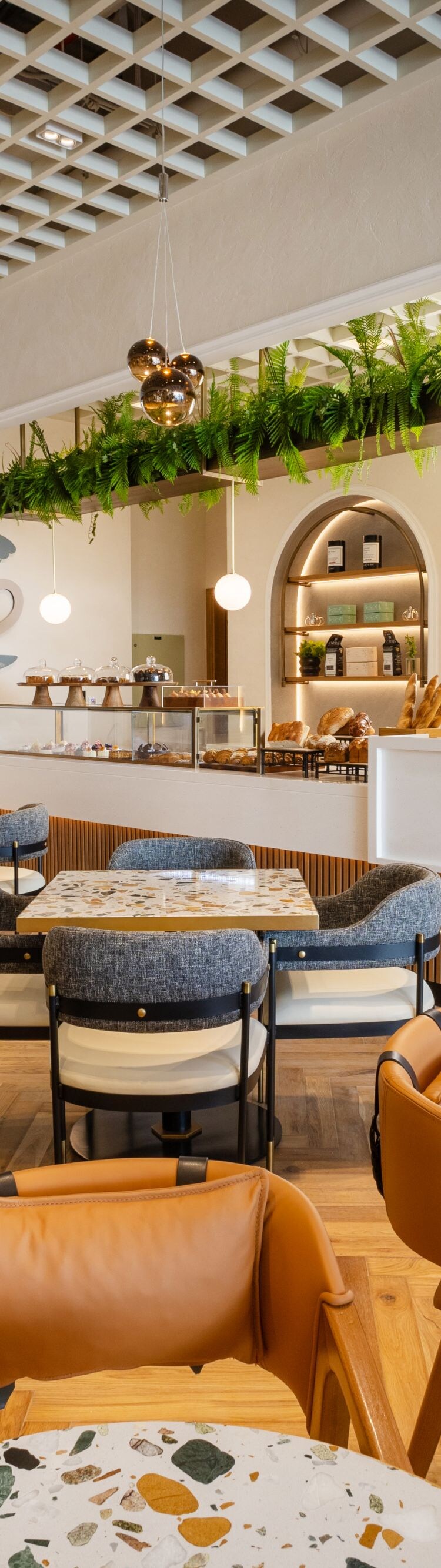 Risen café interior