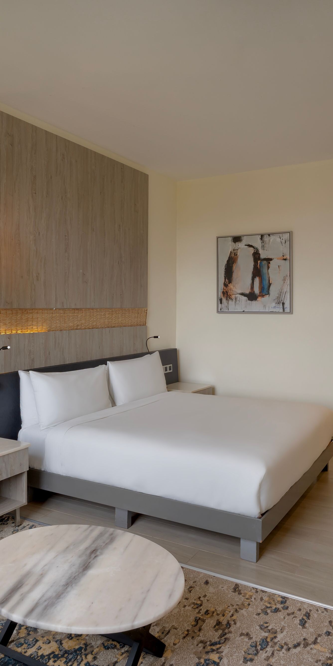 Guest Room - Deluxe King
