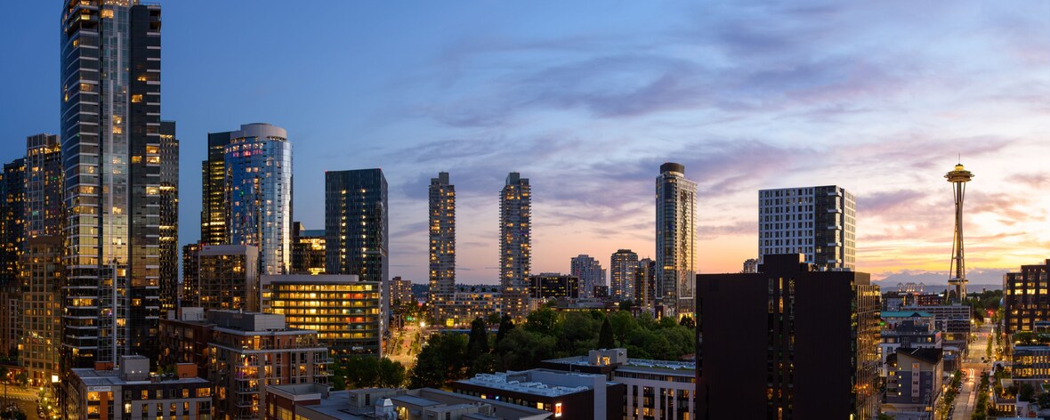 Vista de la silueta urbana de Seattle desde el hotel