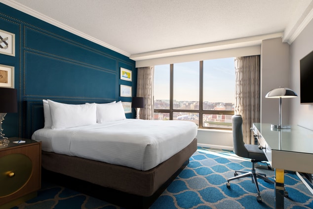 hotels in dc with suites