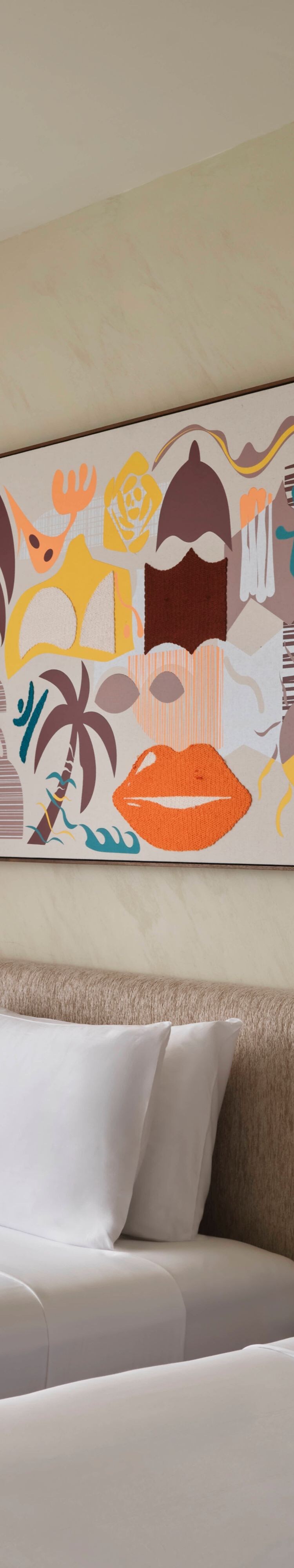 Premier Room Twin - Art Detail