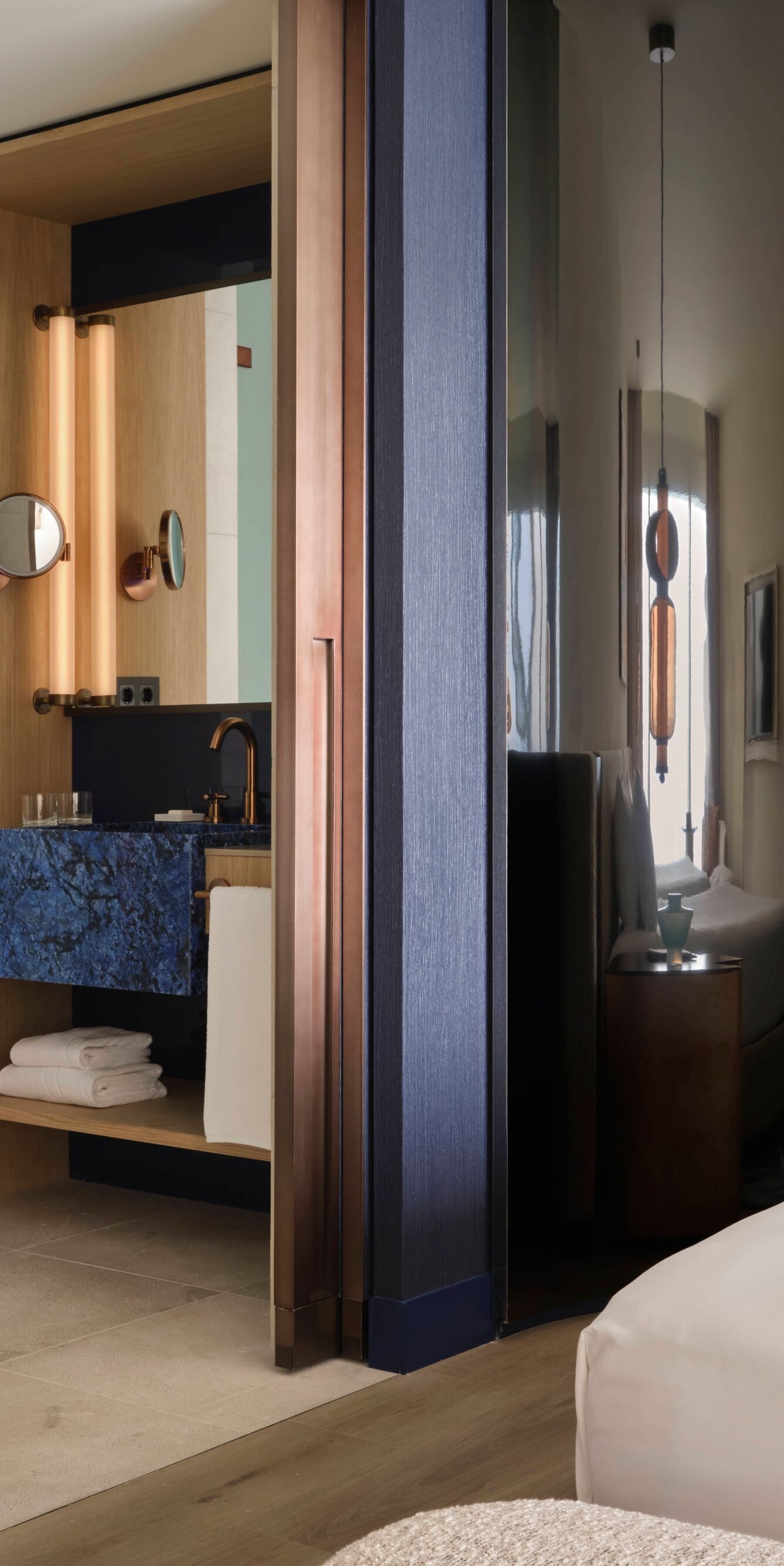 Superior Room Twin - Bathroom Sliding Doors