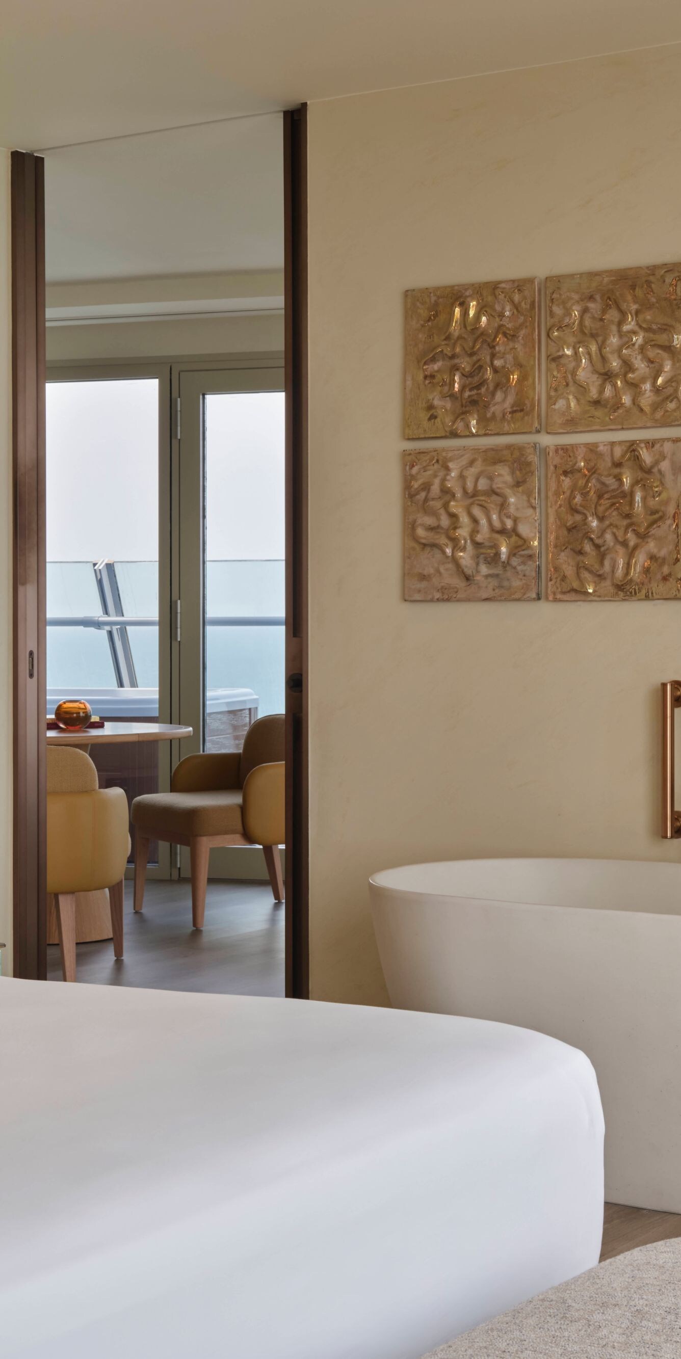W Suite - Bedroom