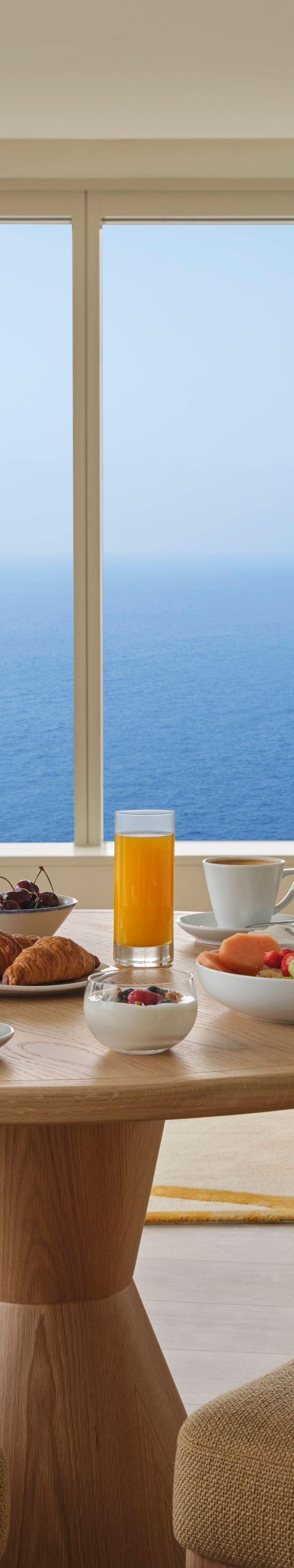 W Suite - In-room Breakfast